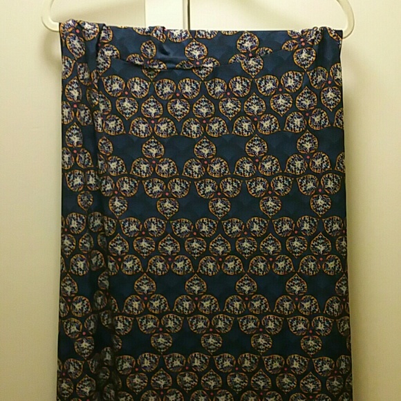 LuLaRoe Dresses & Skirts - *FLASH SALE *Lularoe Maxi skirt